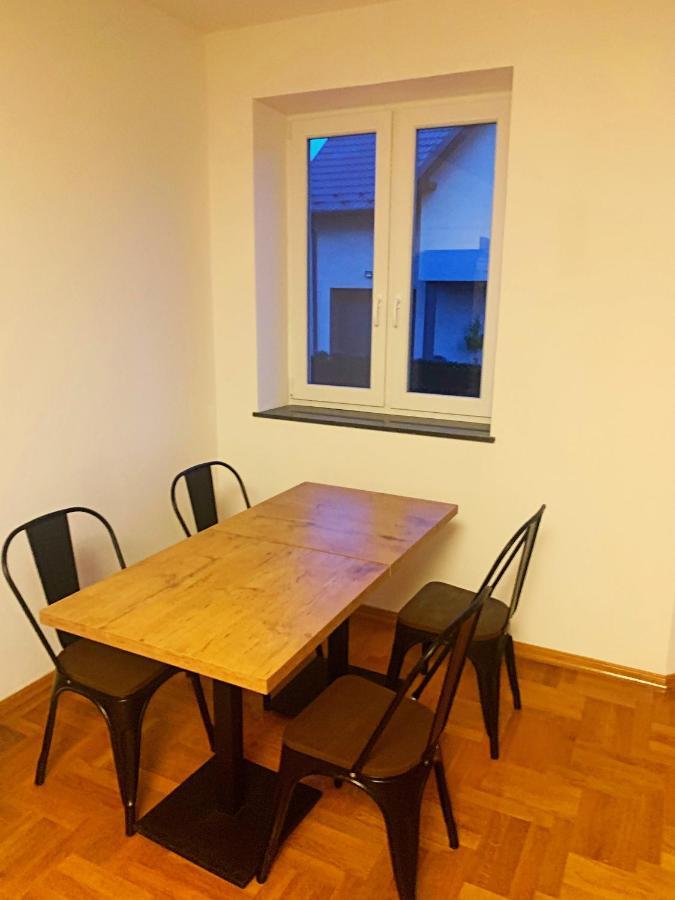 The Castle Suites & Apartment - Free Parking - (Adults Only) Cracóvia Exterior foto