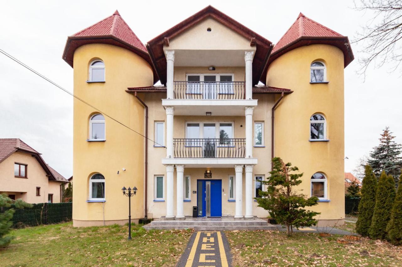 The Castle Suites & Apartment - Free Parking - (Adults Only) Cracóvia Exterior foto
