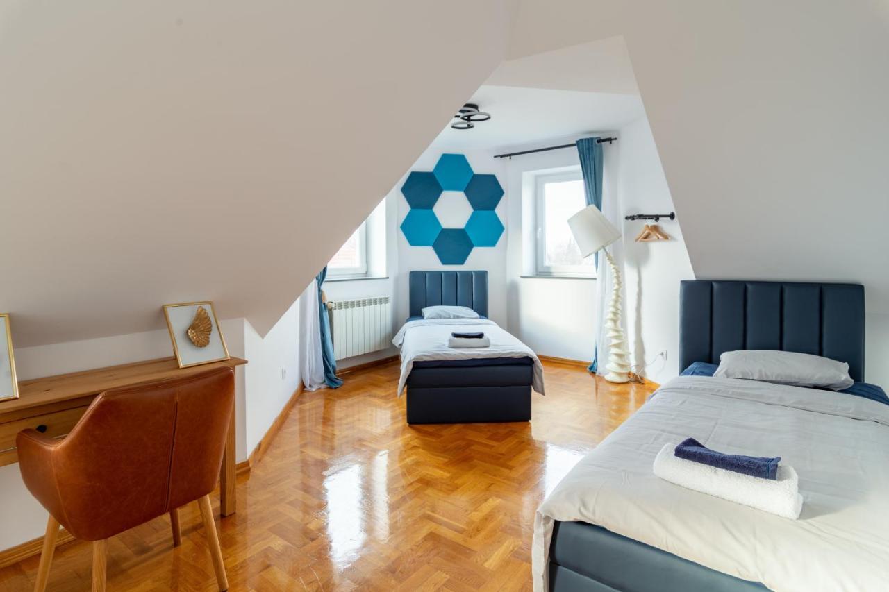 The Castle Suites & Apartment - Free Parking - (Adults Only) Cracóvia Exterior foto