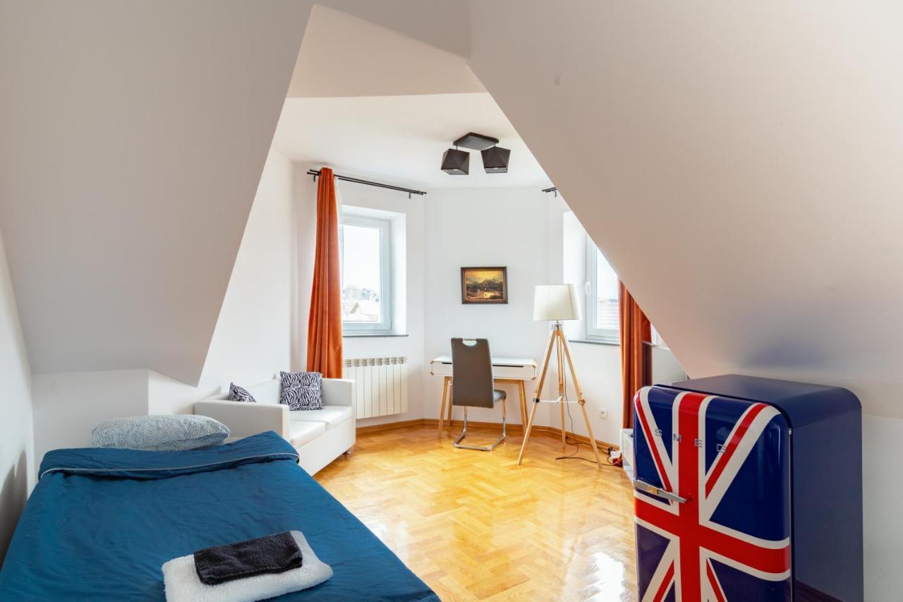 The Castle Suites & Apartment - Free Parking - (Adults Only) Cracóvia Exterior foto
