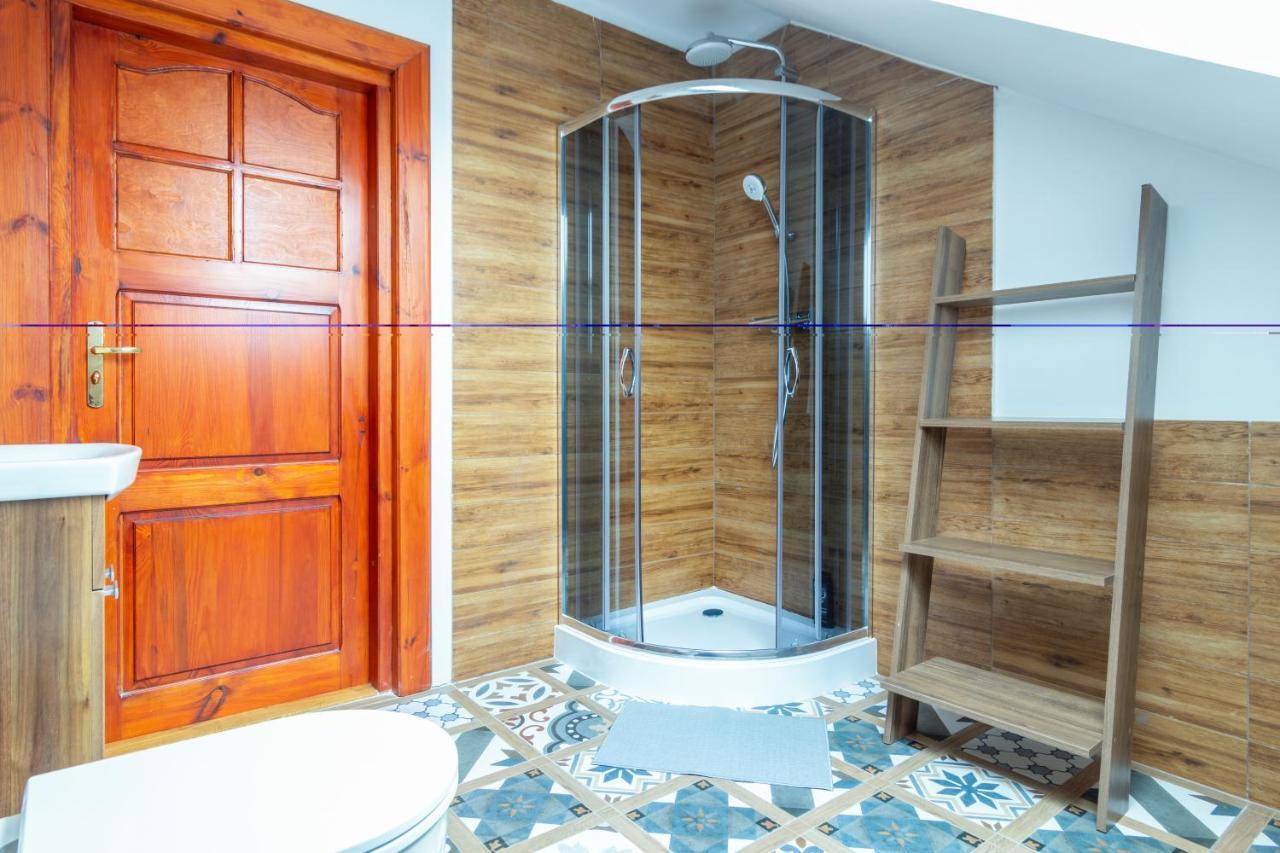 The Castle Suites & Apartment - Free Parking - (Adults Only) Cracóvia Exterior foto